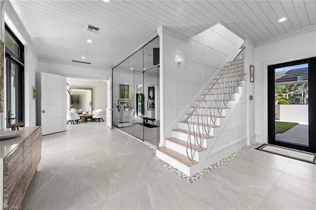 $9,250,000 | 6536 Highcroft Drive, Naples, FL 34119