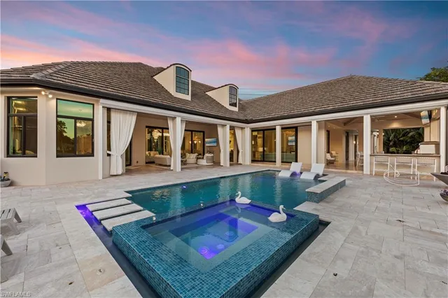 $9,250,000 | 6536 Highcroft Drive, Naples, FL 34119