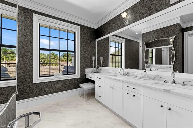 $9,250,000 | 6536 Highcroft Drive, Naples, FL 34119