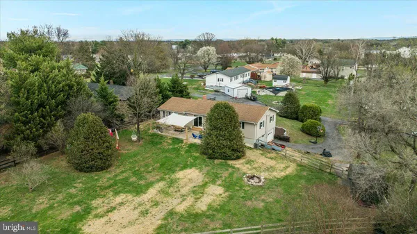 $274,900 | 32 Cheerful Faye Drive, Inwood, WV 25428