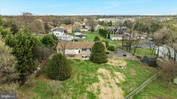 $274,900 | 32 Cheerful Faye Drive, Inwood, WV 25428
