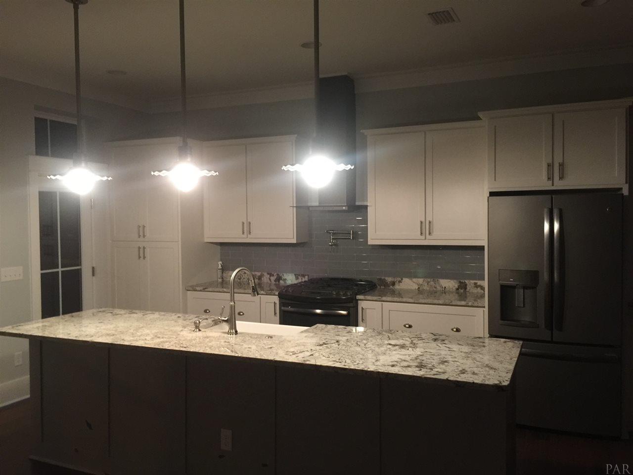 5499 Avon Road Pensacola, FL 32507 - Photo 3 of 4 Gallery Image 3