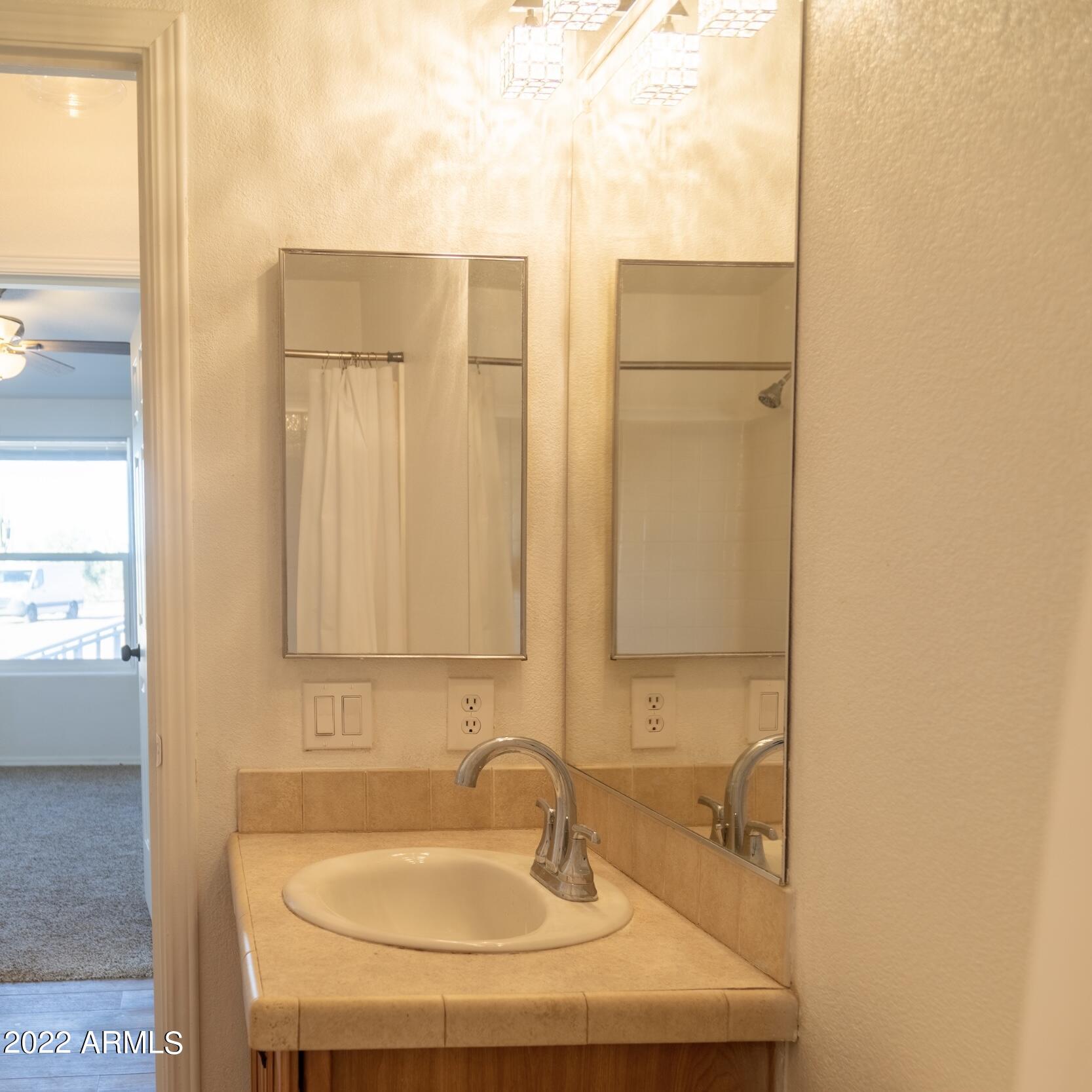 7104 East Nutt Road Picacho, AZ 85141 - Photo 18 of 45 2nd Bathroom