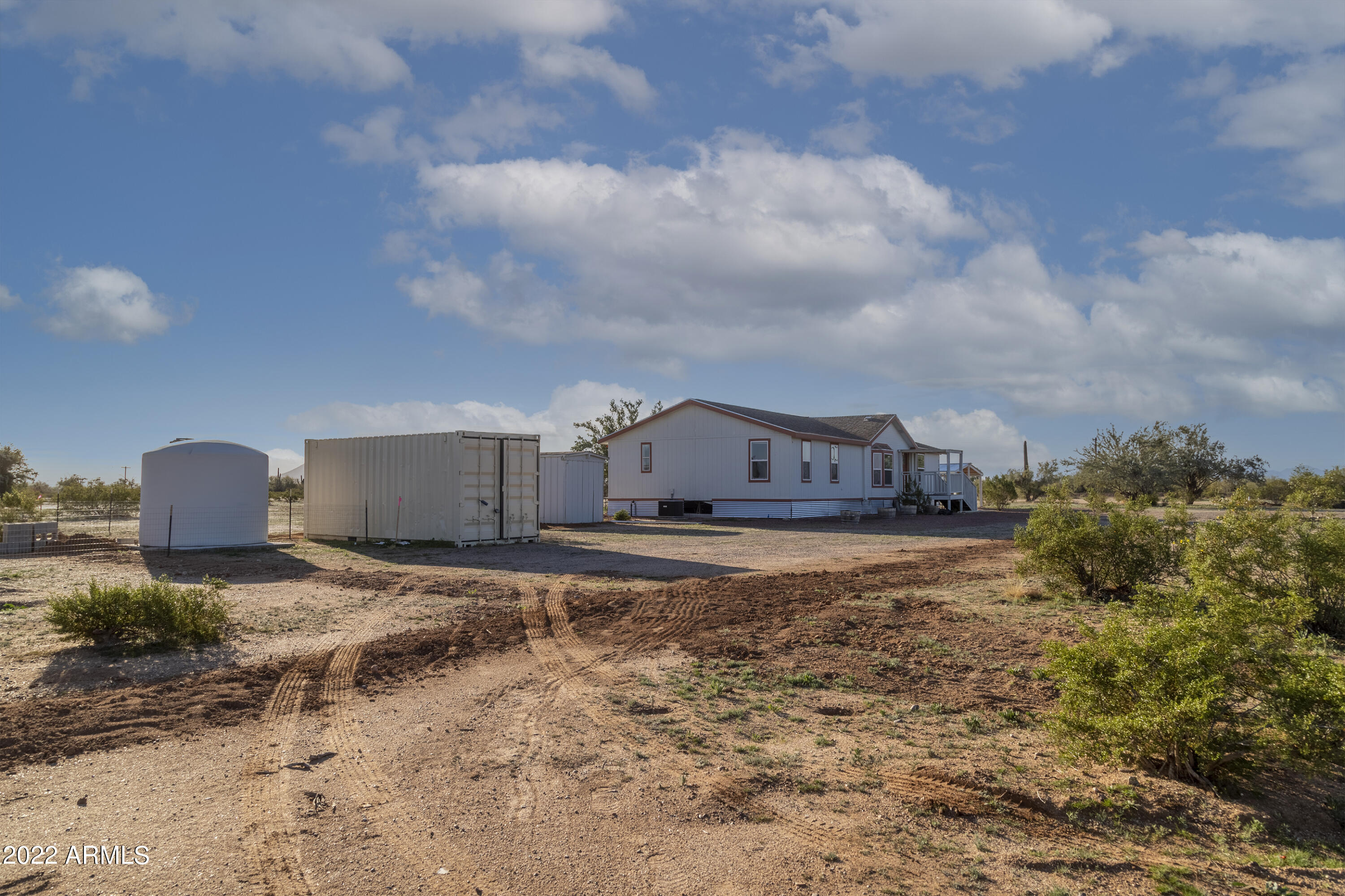 7104 East Nutt Road Picacho, AZ 85141 - Photo 25 of 45 Side view of property