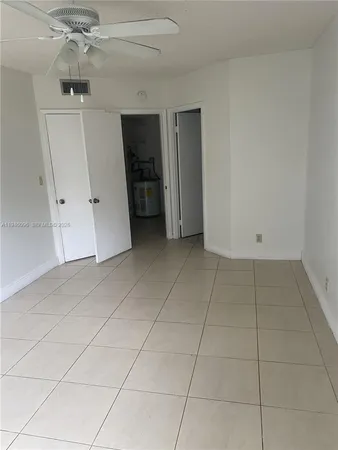 $2,250 | 8290 Lake Drive, Unit 513, Doral, FL 33166