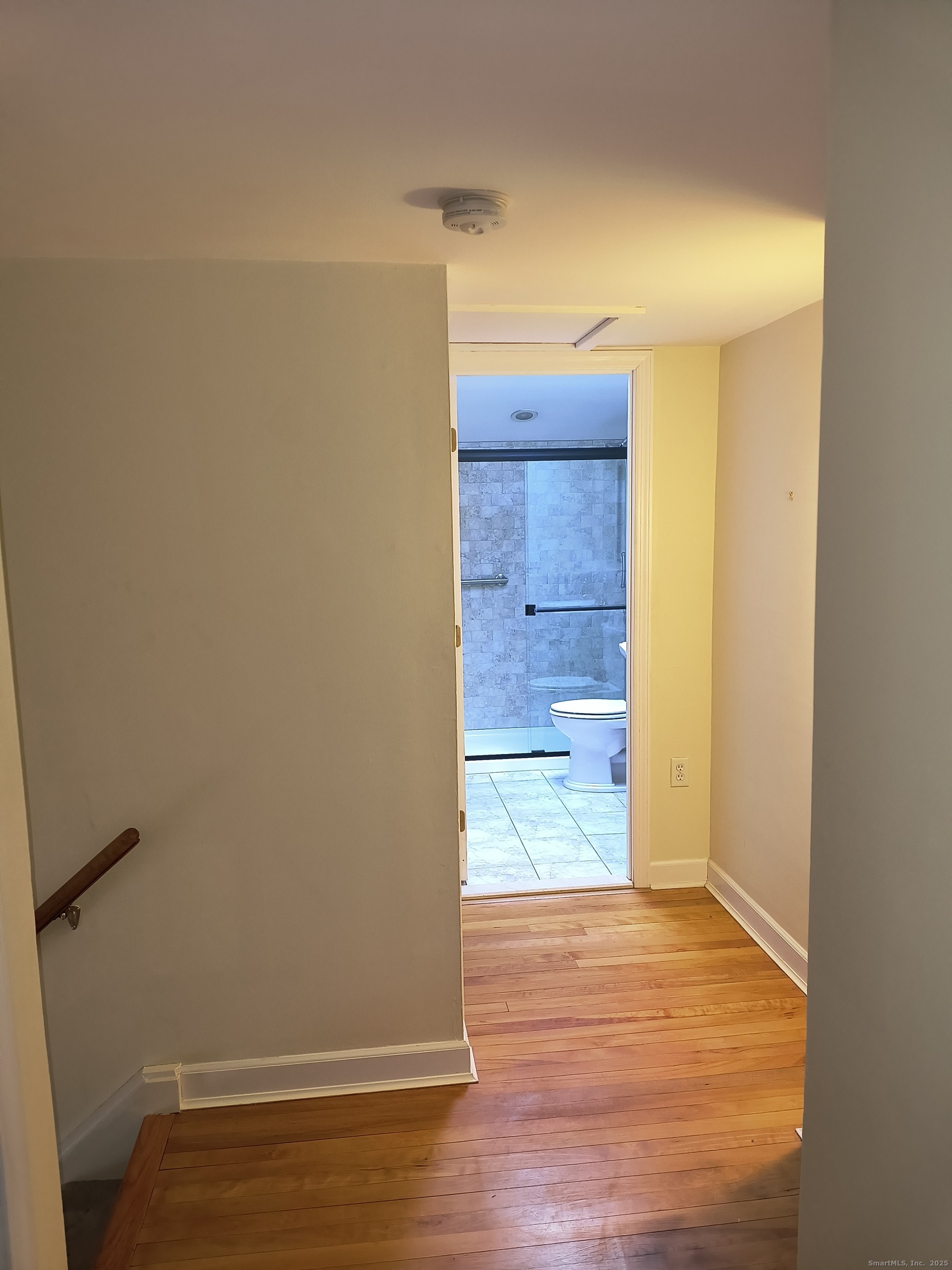 28 McLaughlin Terrace Derby, CT 06418 - Photo 10 of 37 a view of empty room