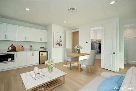 $5,875 | 2448 Haley Pt Drive, Unit 105, Ventura, CA 93003