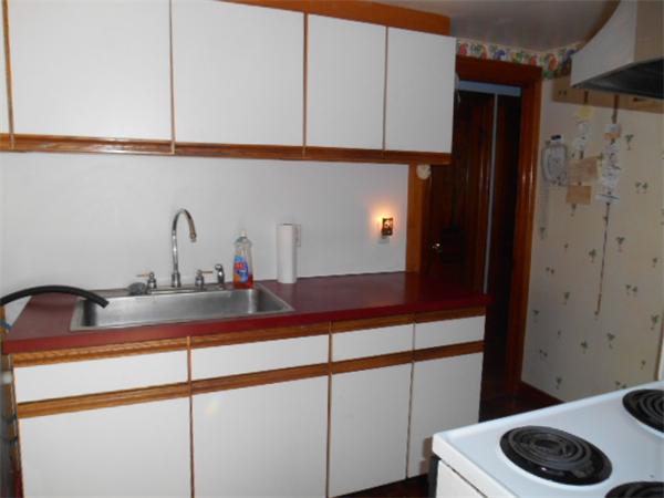 36 Frank Road Weymouth, MA 02191 - Photo 3 of 6 Gallery Image 3