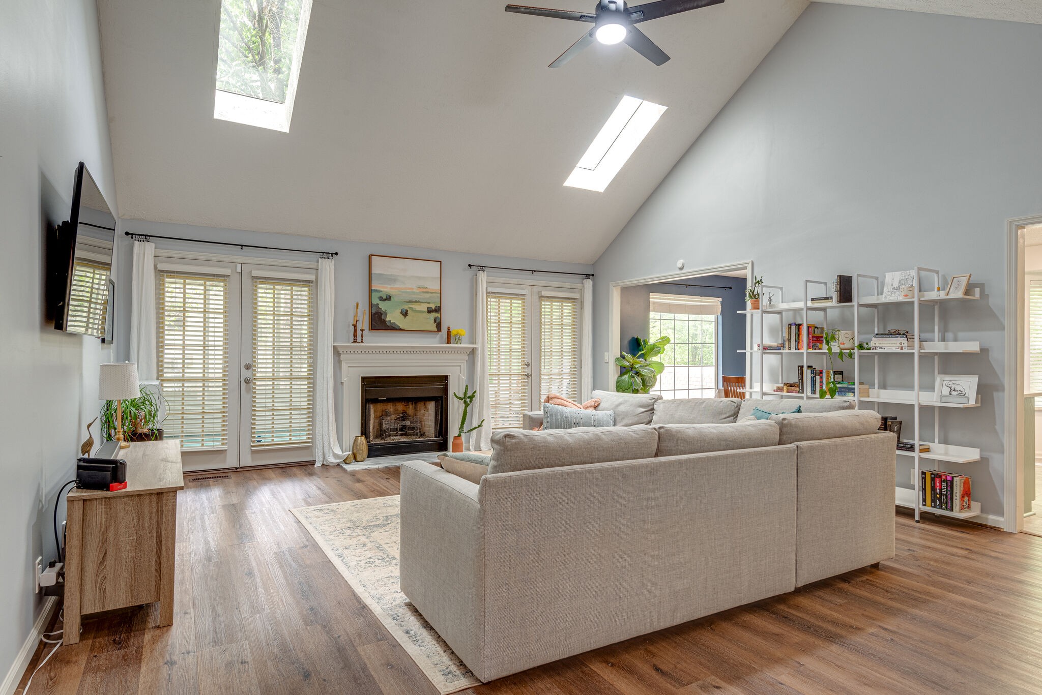 385 Cedarcliff Road Antioch, TN 37013 - Photo 5 of 29 a living room with furniture and a fireplace