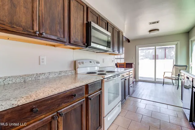 $185,000 | 883 Laurelwood Drive, Biloxi, MS 39532