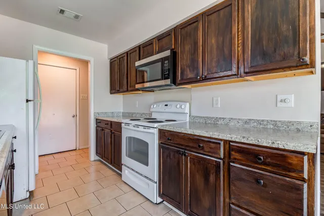 $185,000 | 883 Laurelwood Drive, Biloxi, MS 39532