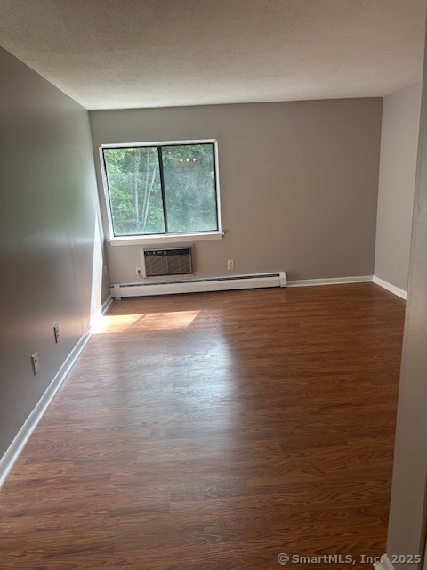 925 High Path Road, Unit 925 Windsor, CT 06095 - Photo 22 of 27