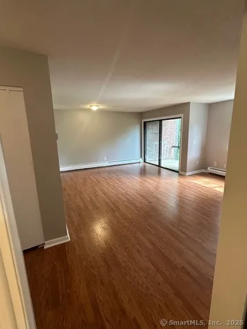 $2,000 | 925 High Path Road, Unit 925, Windsor, CT 06095