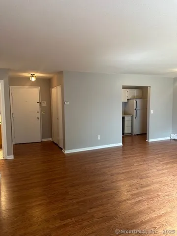 $2,000 | 925 High Path Road, Unit 925, Windsor, CT 06095