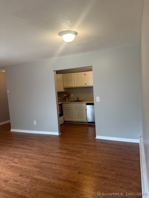 925 High Path Road, Unit 925 Windsor, CT 06095 - Photo 9 of 27