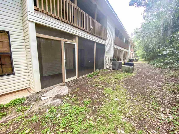 $1,225 | 1104 Greentree Court, Unit E, Tallahassee, FL 32304