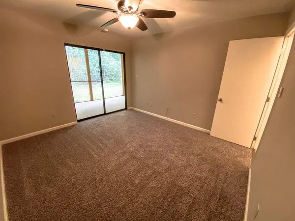 $1,225 | 1104 Greentree Court, Unit E, Tallahassee, FL 32304