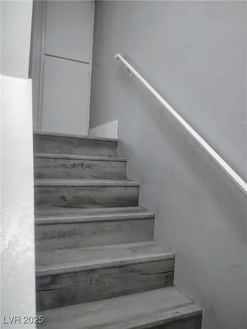 $1,500 | 4614 South Grand Drive, Unit 2, Las Vegas, NV 89169