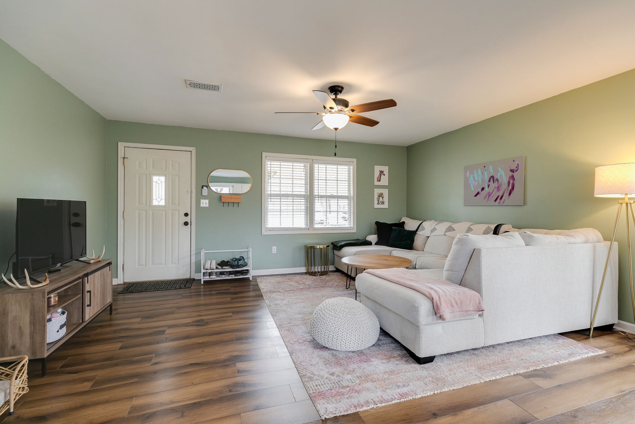 317 Mount View Road Hohenwald, TN 38462 - Photo 10 of 28 Gallery Image 10