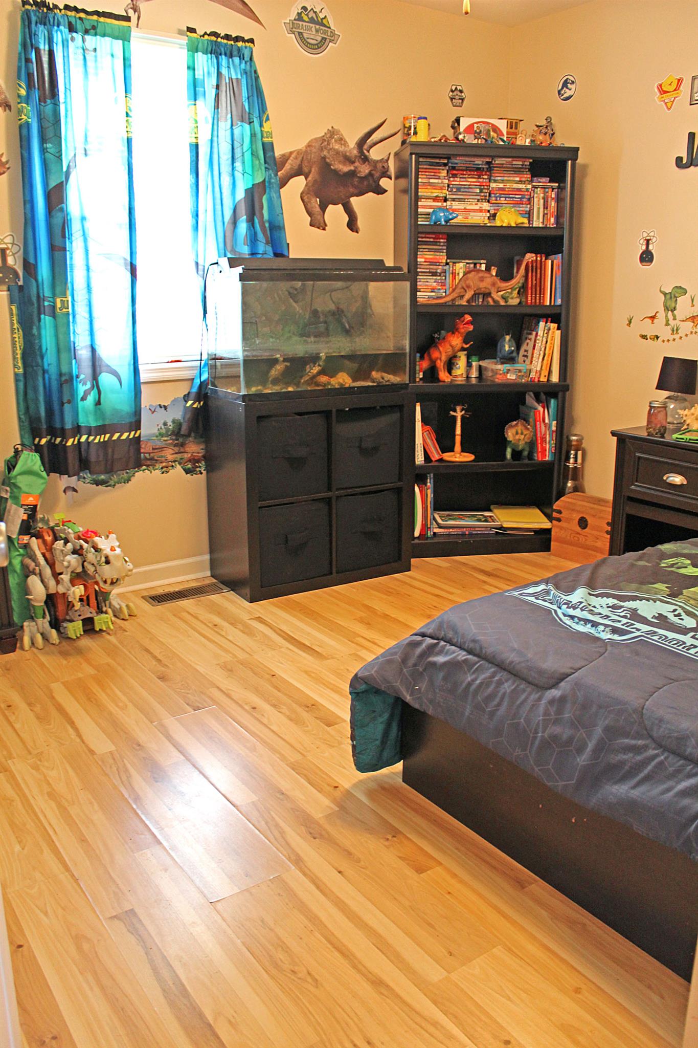 4 Harbin Road Fayetteville, TN 37334 - Photo 19 of 21 Second bedroom has a large closet.