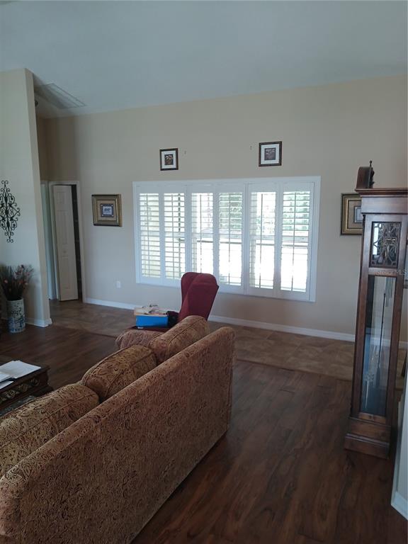987 Southeast 65th Circle Ocala, FL 34472 - Photo 6 of 27