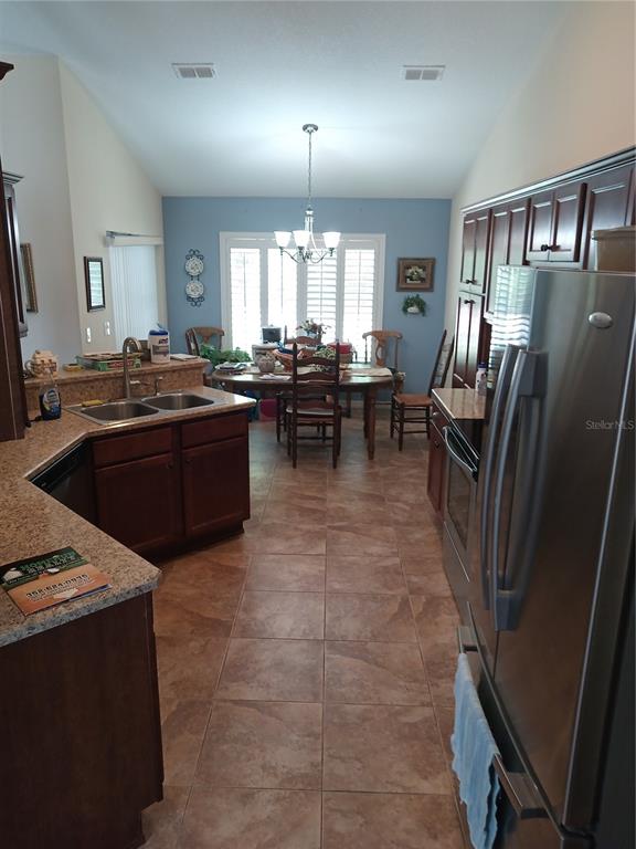 987 Southeast 65th Circle Ocala, FL 34472 - Photo 9 of 27