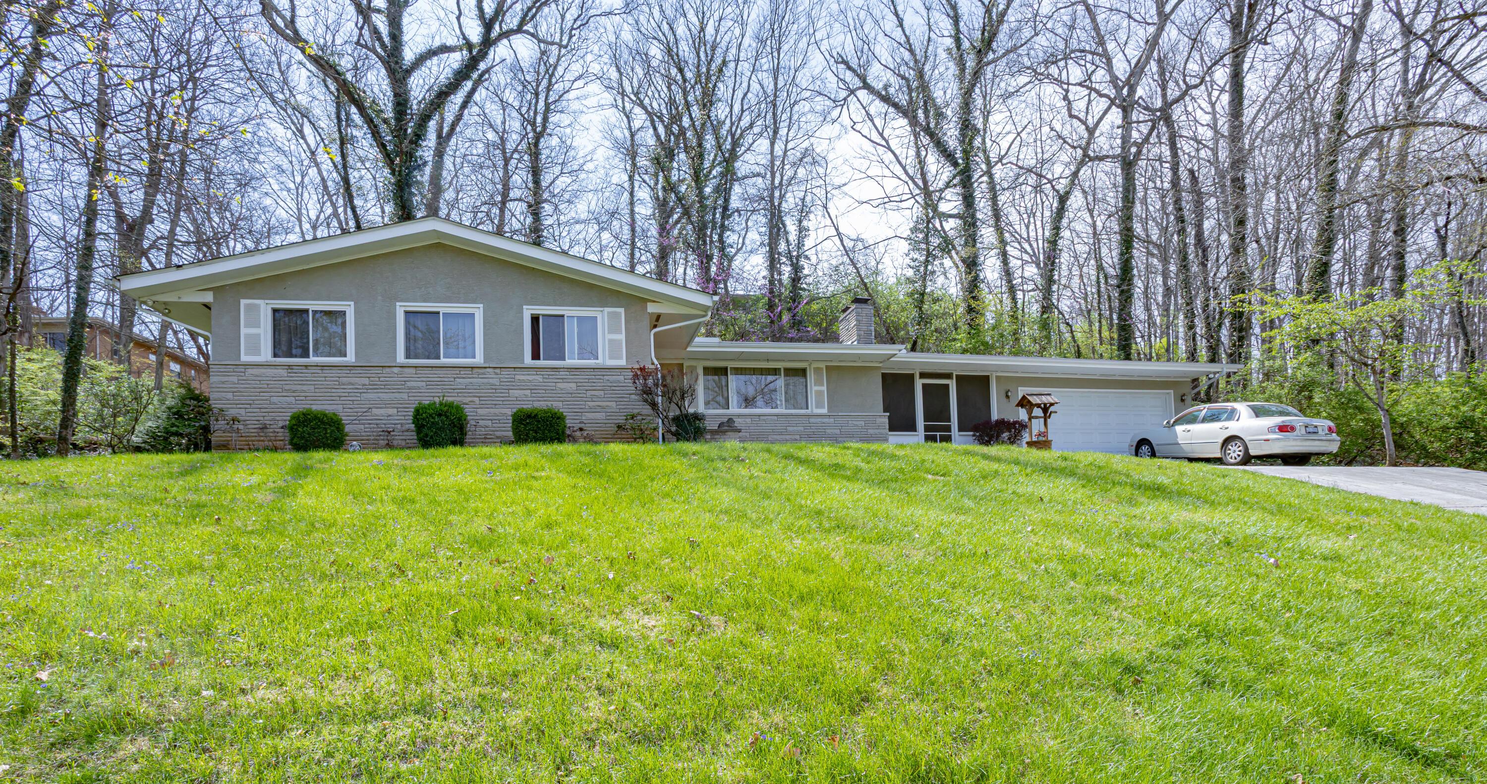 70 Riverside Drive Galloway, OH 43119 - Photo 1 of 57