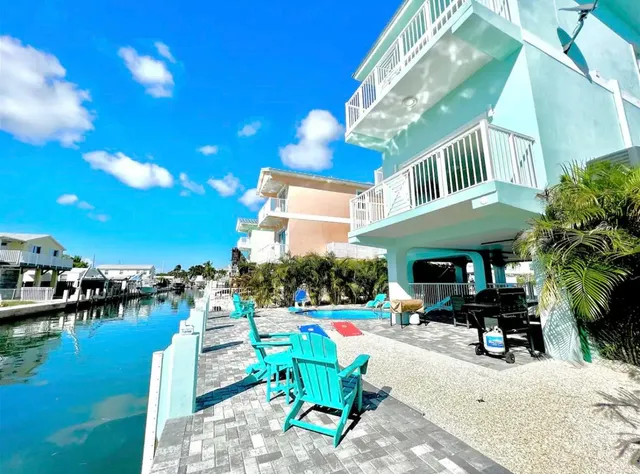 $1,975,000 | 1021 82nd Street, Marathon, FL 33050