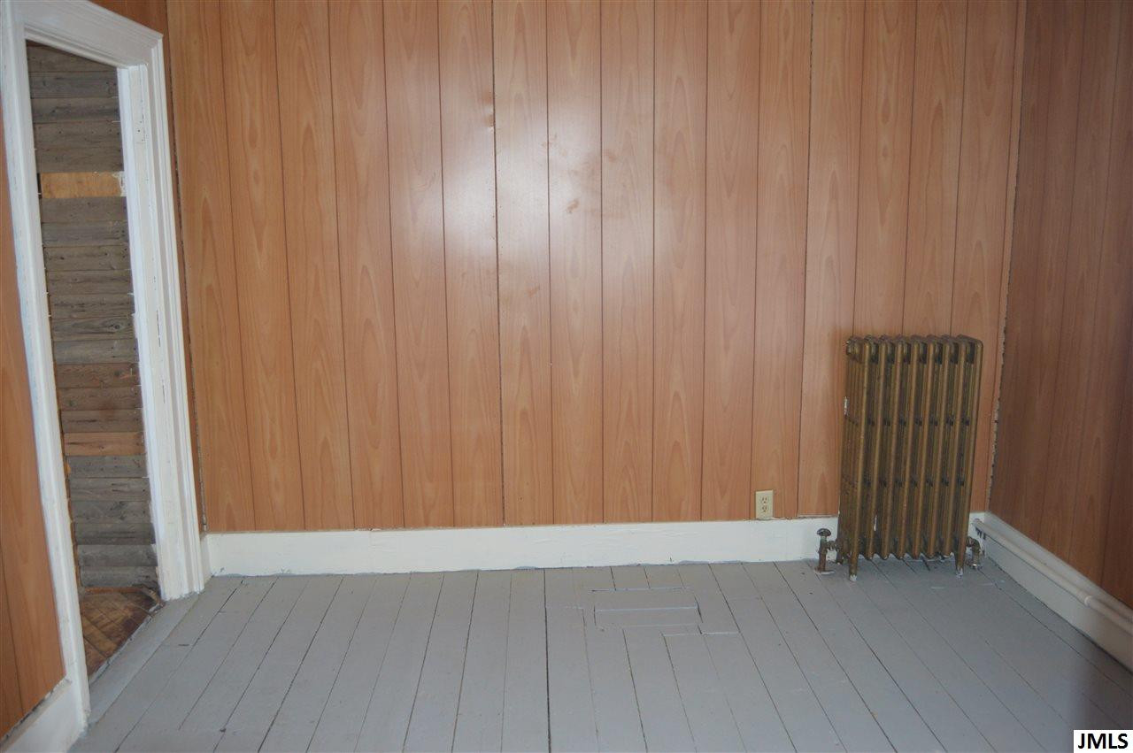 111 Locust Street Clinton, MI 49236 - Photo 16 of 26 Photo 16