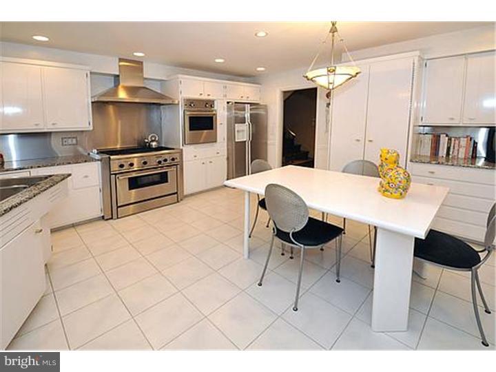 1250 Fleetwood Road Rydal, PA 19046 - Photo 5 of 25 Kitchen