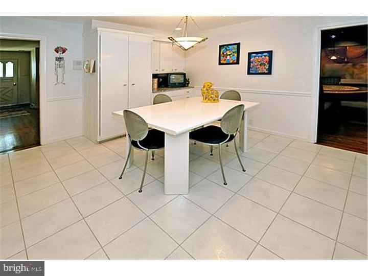 1250 Fleetwood Road Rydal, PA 19046 - Photo 6 of 25 Kitchen
