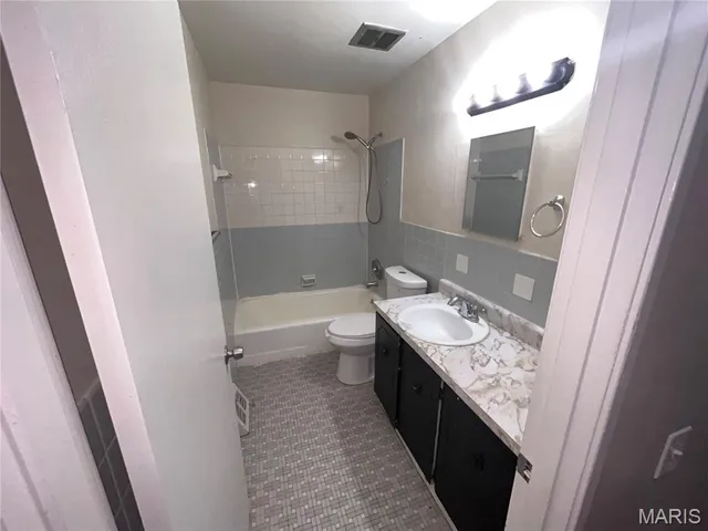 $124,900 | 10319 Reba Drive, Dellwood, MO 63136