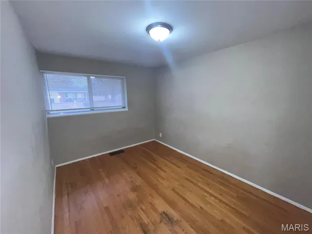 $124,900 | 10319 Reba Drive, Dellwood, MO 63136