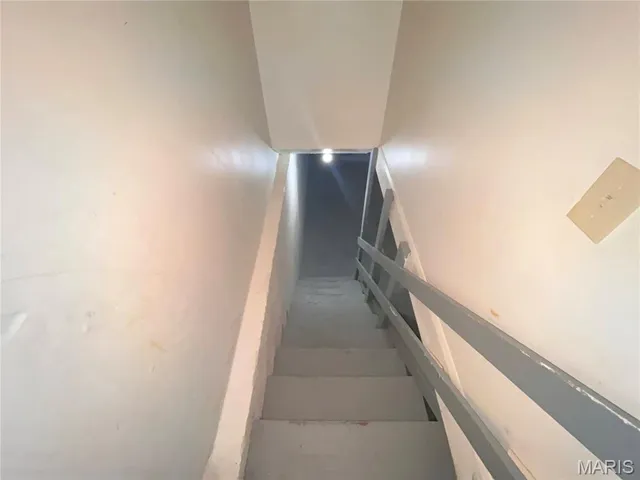 $124,900 | 10319 Reba Drive, Dellwood, MO 63136