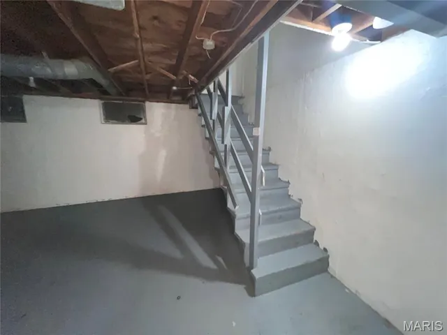 $124,900 | 10319 Reba Drive, Dellwood, MO 63136