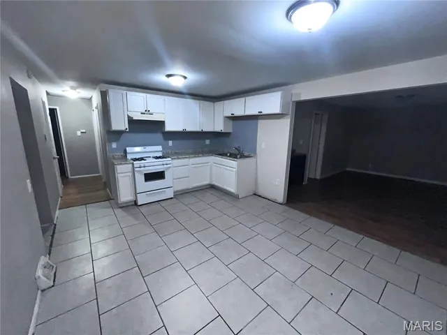 $124,900 | 10319 Reba Drive, Dellwood, MO 63136