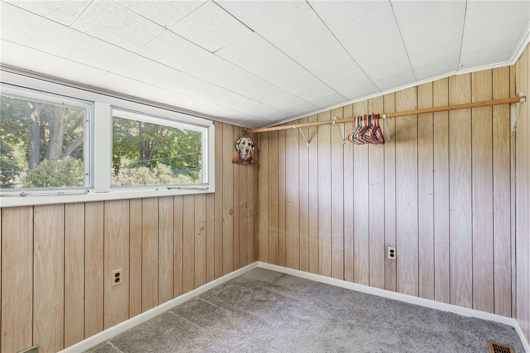 26 Valley Crest Road Greece, NY 14616 - Photo 21 of 35