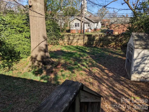 $2,300 | 1324 Thomas Avenue, Charlotte, NC 28205