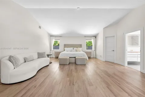 $2,895,000 | 9201 Southwest 102nd Street, Miami, FL 33176