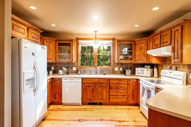 $950,000 | 45 Blacktooth Road, Sheridan, WY 82801