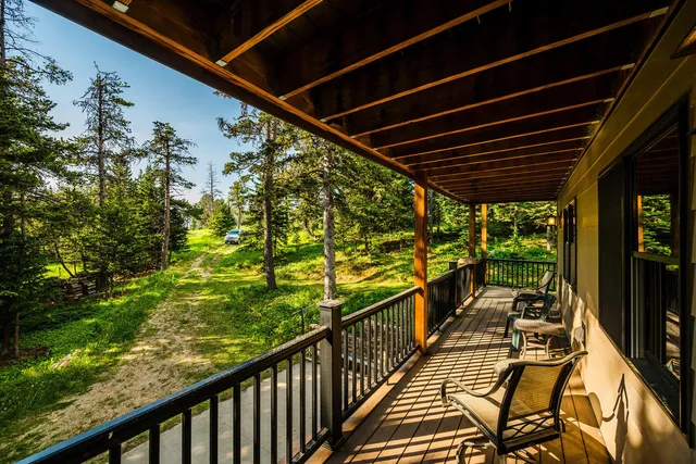 $950,000 | 45 Blacktooth Road, Sheridan, WY 82801