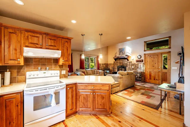 $950,000 | 45 Blacktooth Road, Sheridan, WY 82801