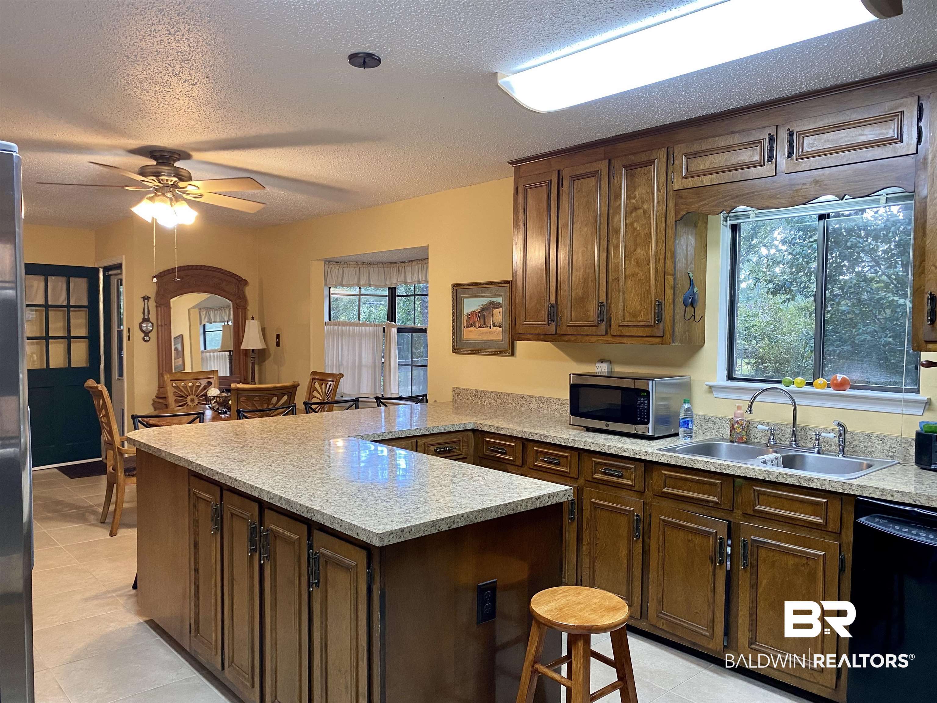 2416 Spring Creek Circle Mobile, AL 36693 - Photo 8 of 34