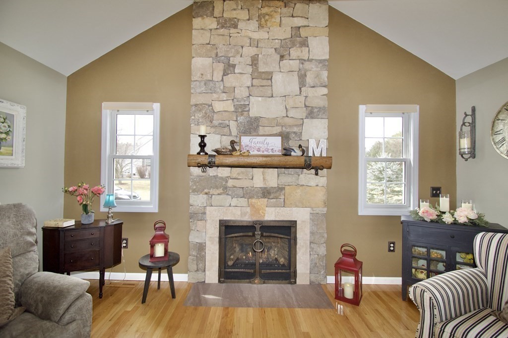 83 Pease Road East Longmeadow, MA 01028 - Photo 6 of 33 Gallery Image 6
