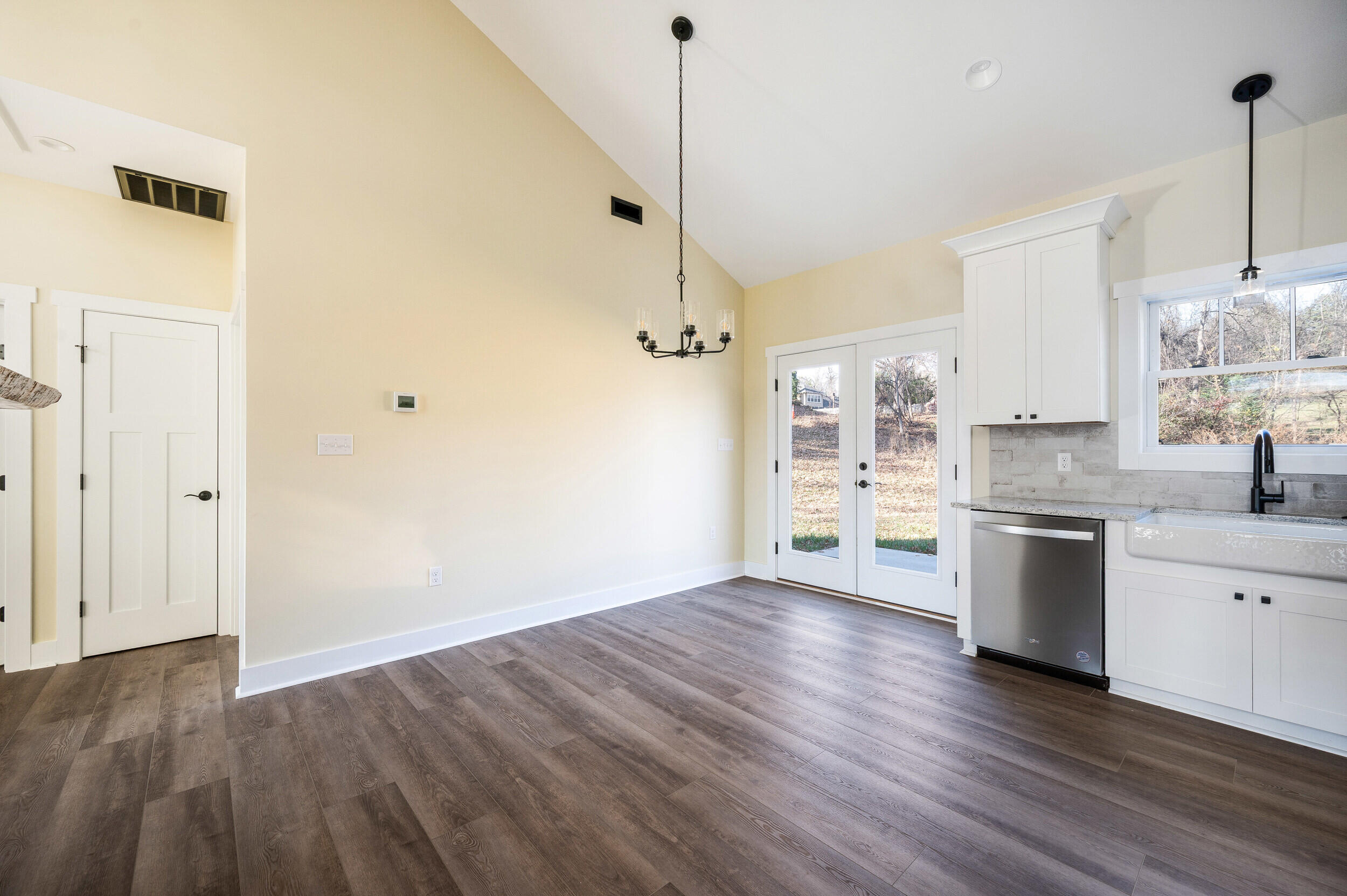 520 Raflo Place Avenue Bedford, VA 24523 - Photo 9 of 54 a view of a kitchen with wooden floor