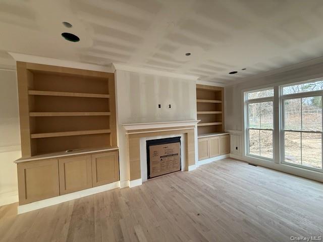 85 Roundtree Drive Plainview, NY 11803 - Photo 9 of 13