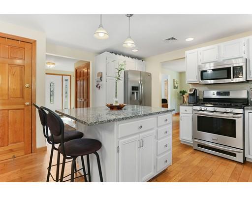 17 Jasmine Road Medway, MA 02053 - Photo 8 of 23 Gallery Image 8