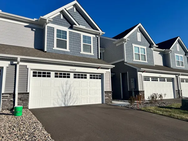 $2,575 | 20069 62nd Place, Hamel, MN 55340