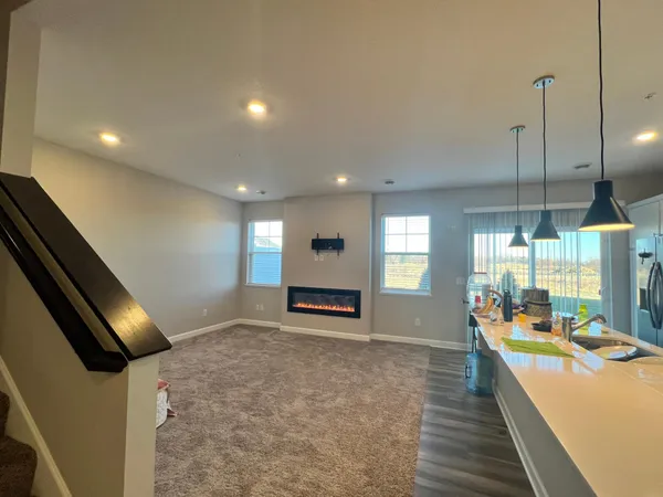 $2,575 | 20069 62nd Place, Hamel, MN 55340