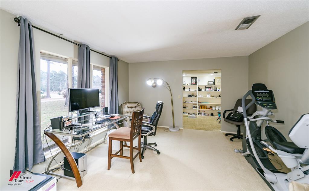 1404 North Acres Circle Springhill, LA 71075 - Photo 8 of 29 View of carpeted home office